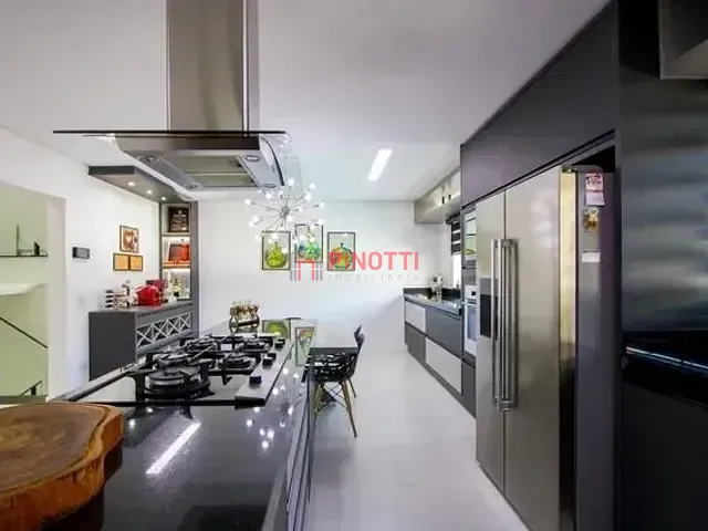 Sobrado 3 quartos e 4 banheiros, à venda ou para alugar, no bairro Vila Pires em Santo André