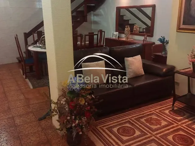 Sobrado 3 quartos e 2 banheiros, à venda, no bairro CAMPESINA em Osasco