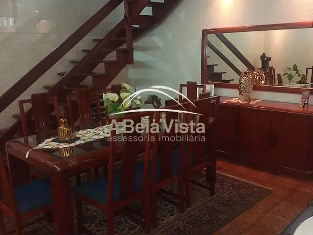 Sobrado 3 quartos e 2 banheiros, à venda, no bairro CAMPESINA em Osasco