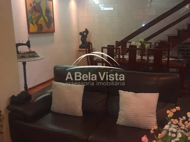 Sobrado 3 quartos e 2 banheiros, à venda, no bairro CAMPESINA em Osasco
