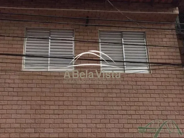 Sobrado com 5m² 3 quartos e 2 banheiros, à venda, no bairro SANTO ANTÔNIO em Osasco