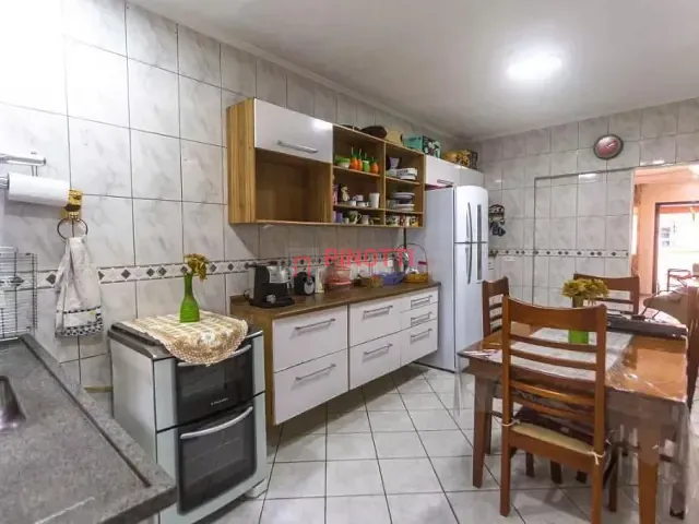 Sobrado 3 quartos e 2 banheiros, à venda, no bairro Baeta Neves em São Bernardo do Campo