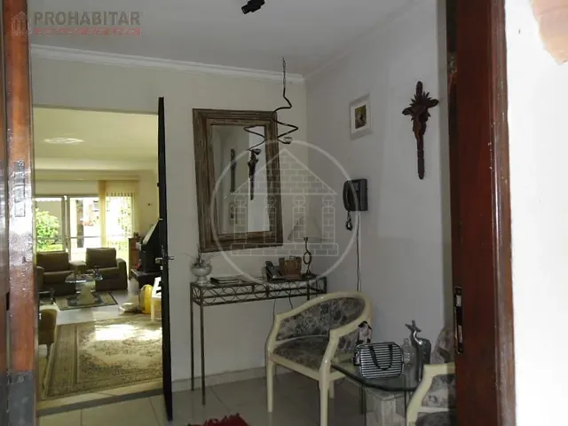 Sobrado com 600m² 4 quartos e 5 banheiros, à venda, no bairro Interlagos em São Paulo