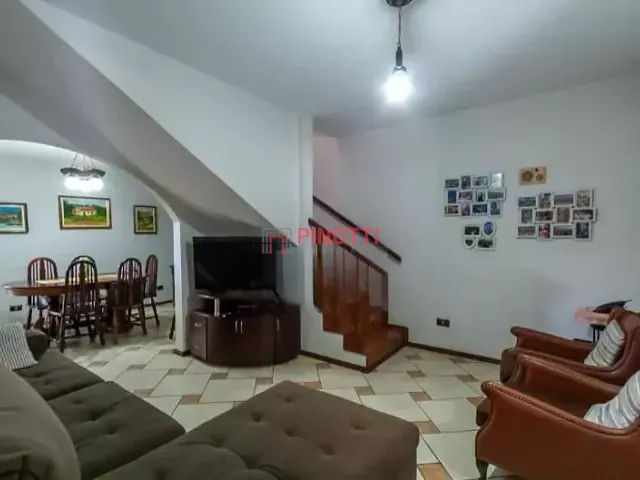 Sobrado 3 quartos e 3 banheiros, à venda, no bairro Vila Alvinópolis em São Bernardo do Campo