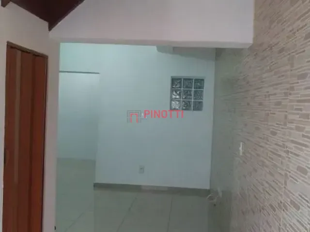 Sobrado 2 quartos e 2 banheiros, à venda, no bairro Vila Alzira em Santo André