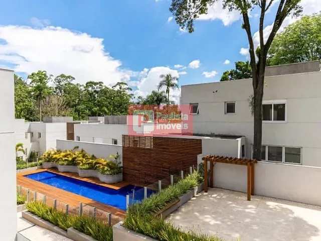 Sobrado com 525m² 4 quartos e 5 banheiros, à venda, no bairro Chácara Santo Antônio (Zona Sul) em São Paulo
