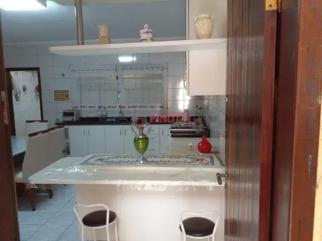 Sobrado 3 quartos e 3 banheiros, à venda, no bairro Vila América em Santo André