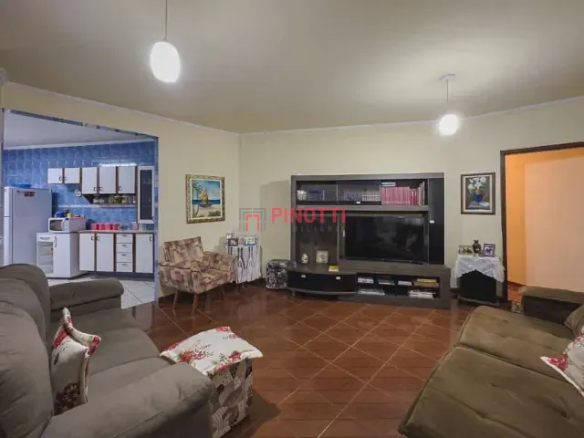 Sobrado 3 quartos e 2 banheiros, à venda, no bairro Nova Petrópolis em São Bernardo do Campo