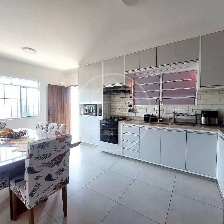 Sobrado, 3 quartos, 200 m² - Foto 8