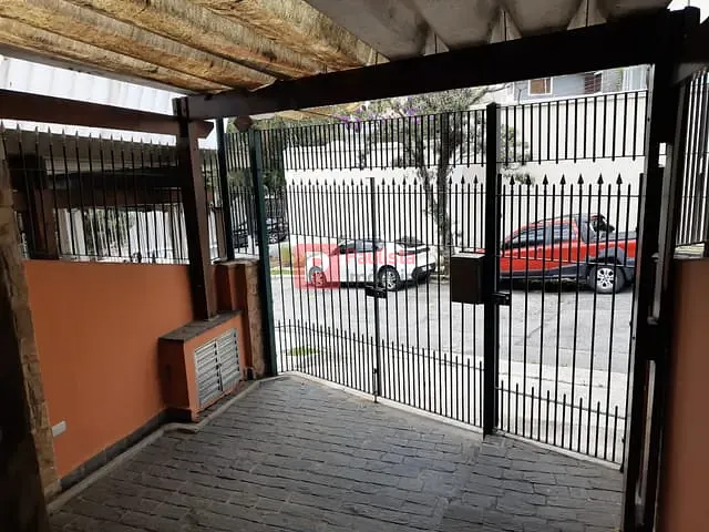 Sobrado com 93m² 2 quartos e 2 banheiros, para alugar, no bairro Jardim Cordeiro em São Paulo