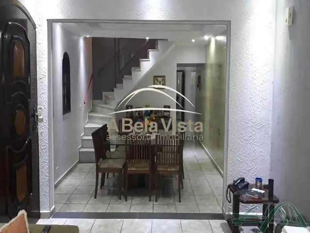 Sobrado com 125m² 5 quartos e 5 banheiros, à venda, no bairro BELA VISTA em Osasco