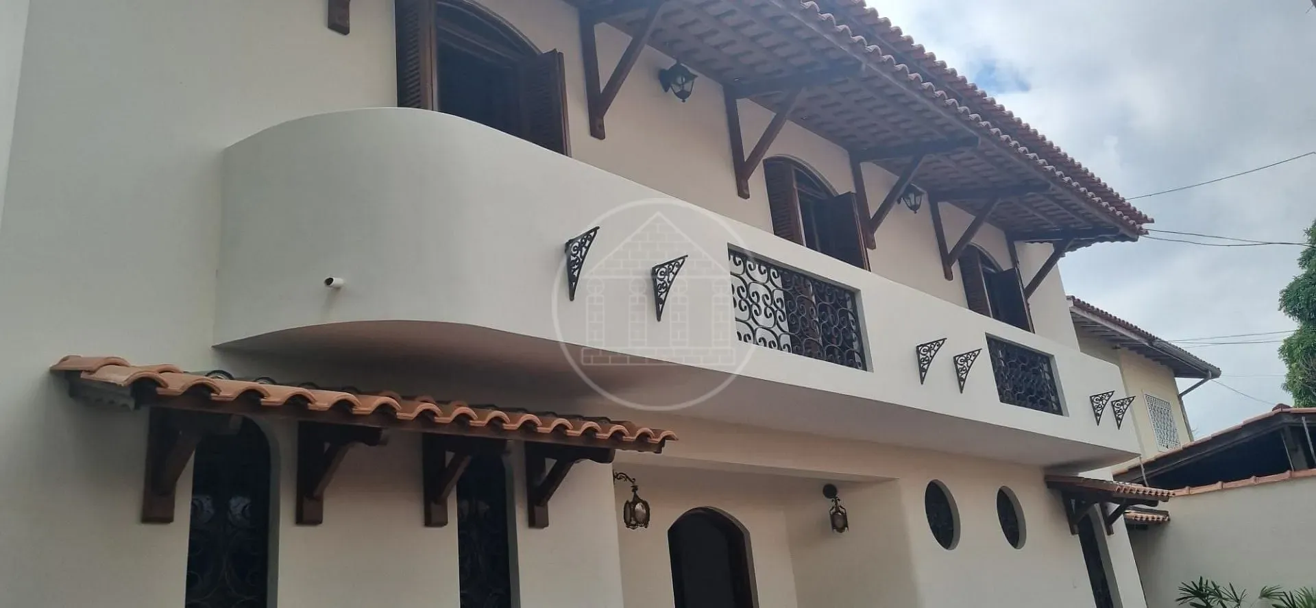 Sobrado, 4 quartos, 250 m² - Foto 1