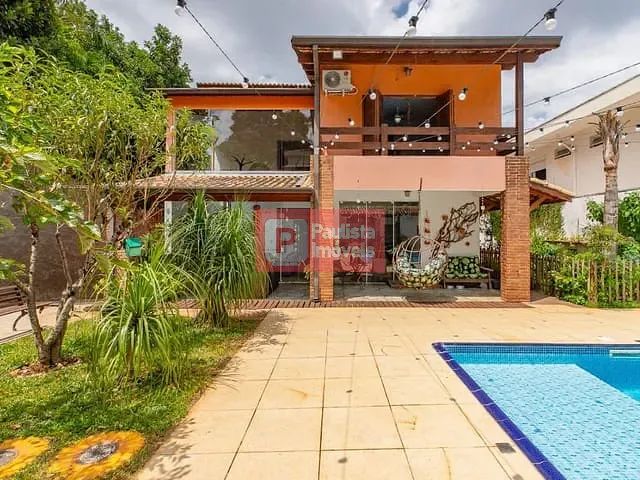 Sobrado com 697m² 3 quartos e 6 banheiros, à venda, no bairro Interlagos em São Paulo