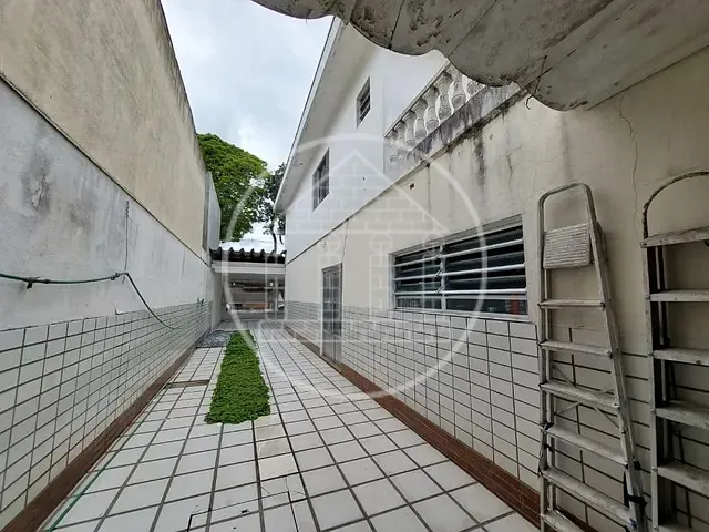 Sobrado com 498m² 7 quartos e 4 banheiros, à venda, no bairro Jardim dos Lagos em São Paulo