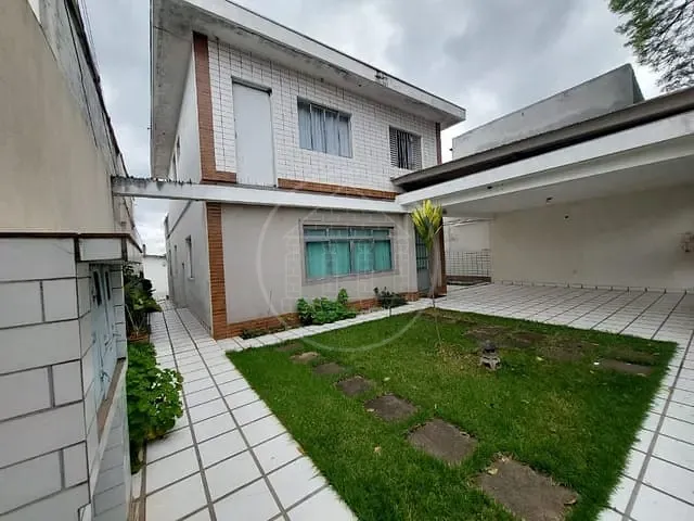 Sobrado com 498m² 7 quartos e 4 banheiros, à venda, no bairro Jardim dos Lagos em São Paulo