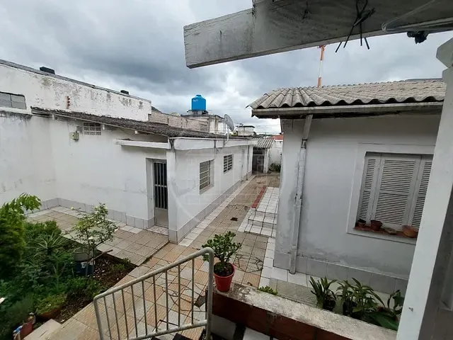 Sobrado com 498m² 7 quartos e 4 banheiros, à venda, no bairro Jardim dos Lagos em São Paulo