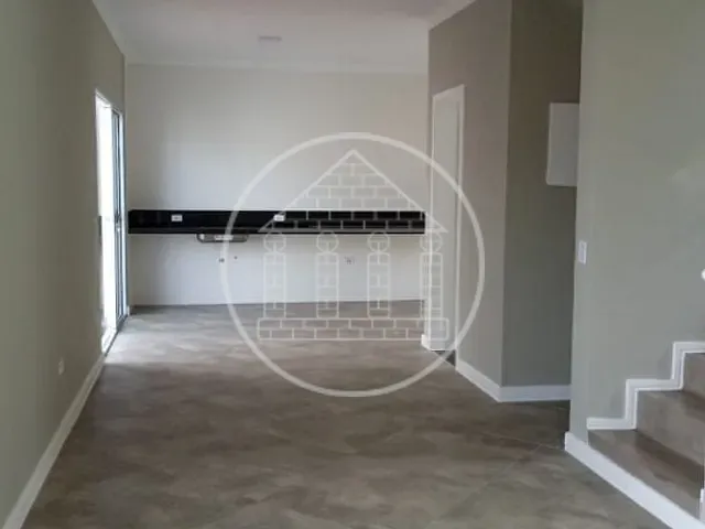 Sobrado com 115m² 4 quartos e 2 banheiros, à venda, no bairro Cibratel II em Itanhaém