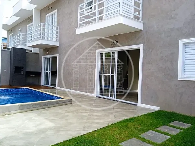 Sobrado com 115m² 4 quartos e 2 banheiros, à venda, no bairro Cibratel II em Itanhaém