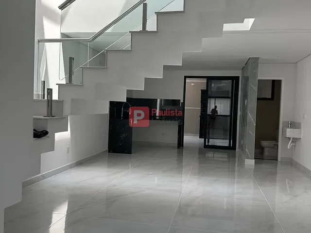 Sobrado 3 quartos e 4 banheiros, à venda, no bairro Jardim Sabará em São Paulo
