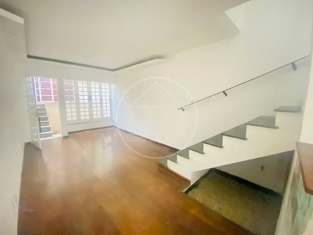 Sobrado, 2 quartos, 82 m² - Foto 1