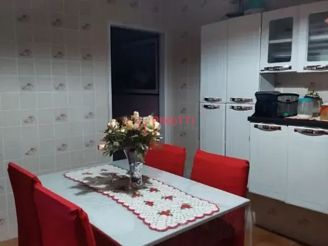 Sobrado 2 quartos e 2 banheiros, à venda, no bairro Jardim Aclimação em Santo André