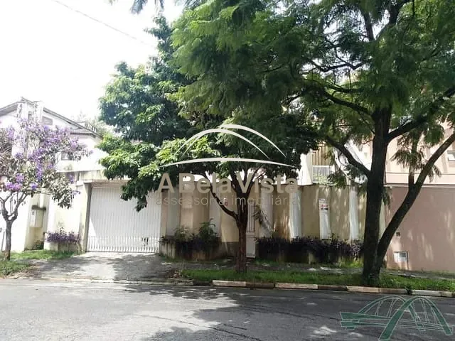 Sobrado com 490m² 3 quartos e 4 banheiros, à venda, no bairro CITY BUSSOCABA em Osasco