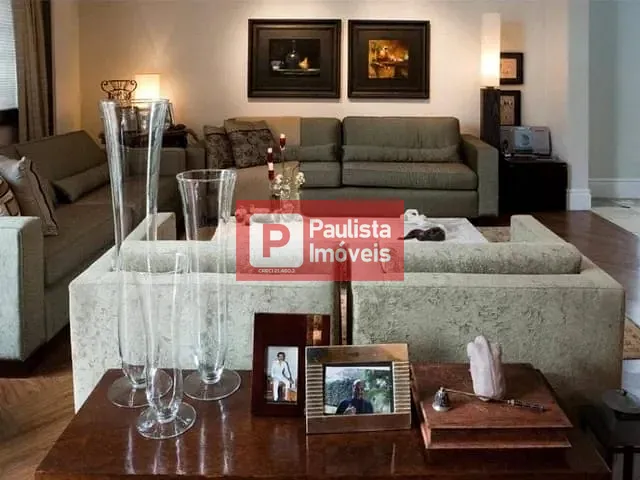 Sobrado com 507m² 4 quartos e 6 banheiros, à venda, no bairro Morumbi em São Paulo