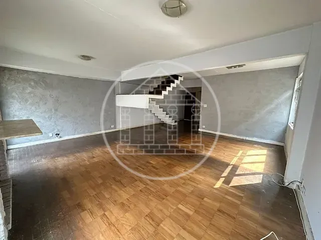 Sobrado com 239m² 2 quartos e 2 banheiros, à venda, no bairro Vila Nova Caledônia em São Paulo