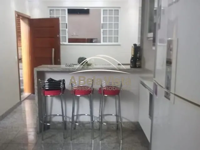 Sobrado com 125m² 3 quartos e 2 banheiros, à venda, no bairro CIPAVA em Osasco