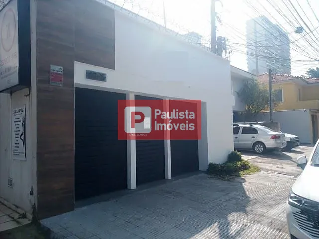 Sobrado com 260m², à venda ou para alugar, no bairro Santo Amaro em São Paulo