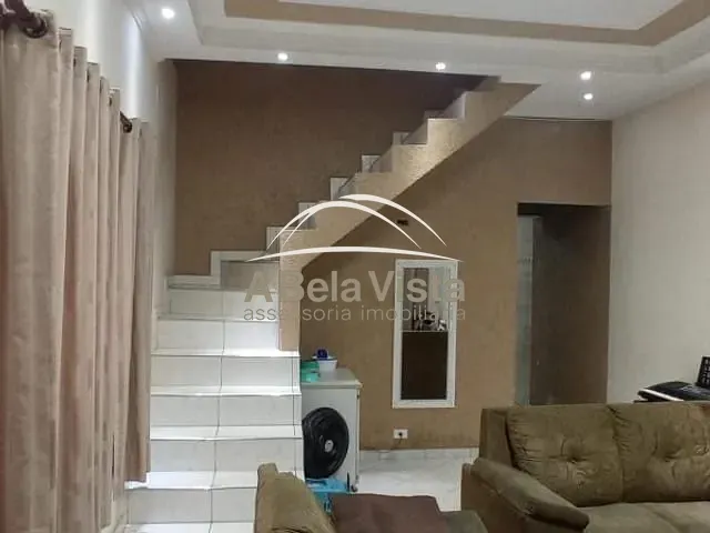 Sobrado com 125m² 4 quartos e 2 banheiros, à venda, no bairro VELOSO em Osasco