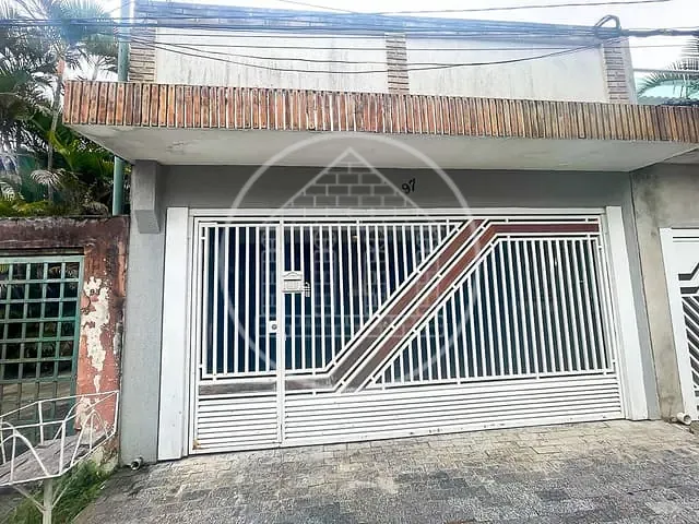 Sobrado com 138m² 3 quartos e 2 banheiros, à venda, no bairro Jardim das Camélias (Zona Sul) em São Paulo