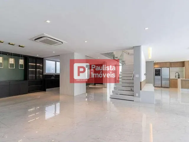 Sobrado 4 quartos e 4 banheiros, à venda, no bairro Chácara Santo Antônio (Zona Sul) em São Paulo