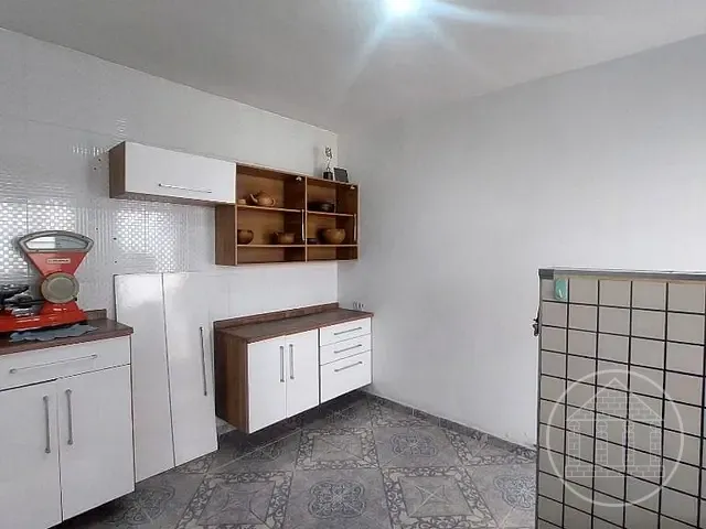 Sobrado com 825m² 5 quartos e 4 banheiros, à venda, no bairro Jardim dos Álamos em São Paulo
