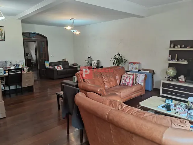 Sobrado com 300m² 4 quartos e 3 banheiros, à venda ou para alugar, no bairro Campo Belo em São Paulo