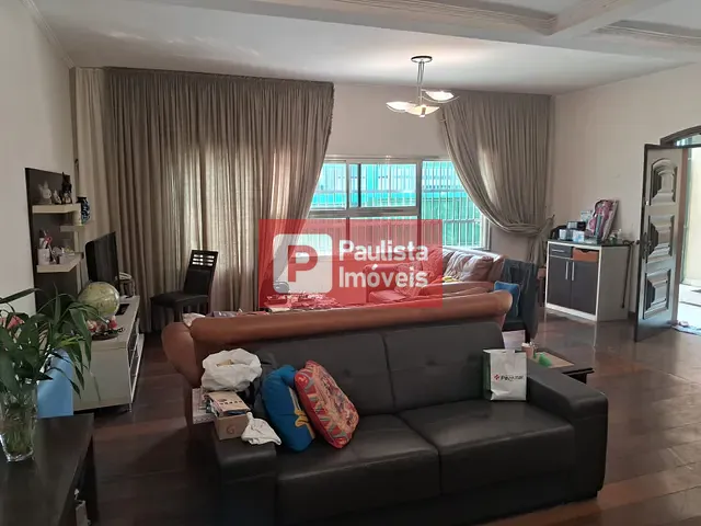Sobrado com 300m² 4 quartos e 3 banheiros, à venda ou para alugar, no bairro Campo Belo em São Paulo