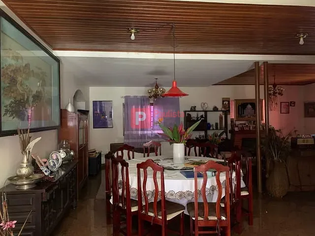 Sobrado com 820m² 5 quartos e 6 banheiros, à venda ou para alugar, no bairro Chácara Monte Alegre em São Paulo