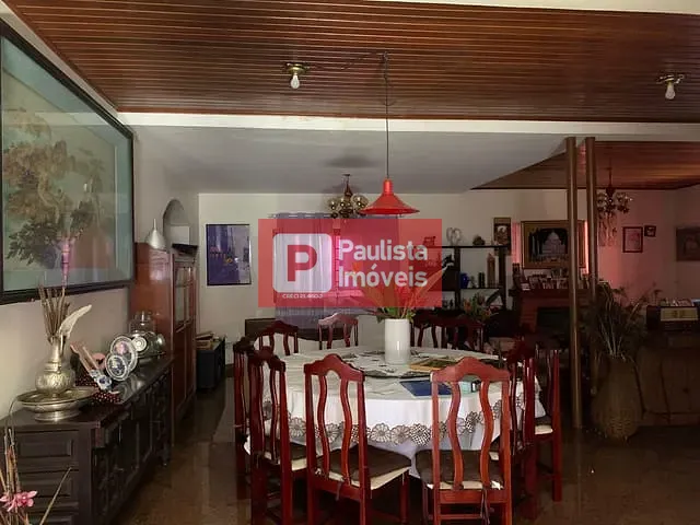 Sobrado com 820m² 5 quartos e 6 banheiros, à venda ou para alugar, no bairro Chácara Monte Alegre em São Paulo