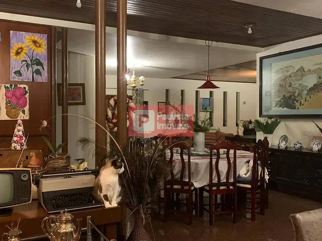 Sobrado com 820m² 5 quartos e 6 banheiros, à venda ou para alugar, no bairro Chácara Monte Alegre em São Paulo