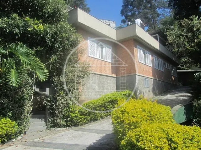 Sobrado com 1020m² 5 quartos e 7 banheiros, para alugar, no bairro Praia da Lagoa em São Paulo