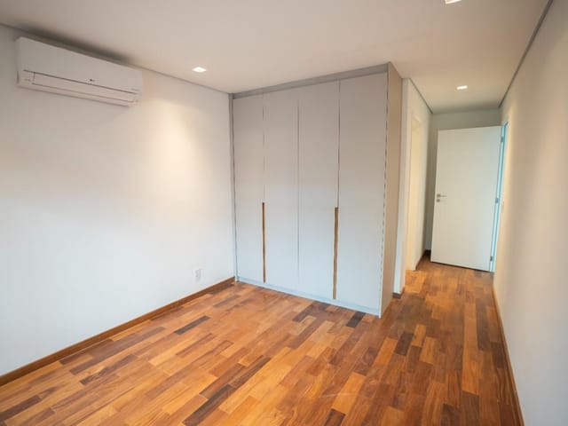 Foto do Sobrado - Sobrado à venda com 337m², 4 quartos, 2 suítes em Condomínio Fechado , Alto da Boa Vista /Jardim dos Estados, São Paulo, SP | Paulista Imóveis