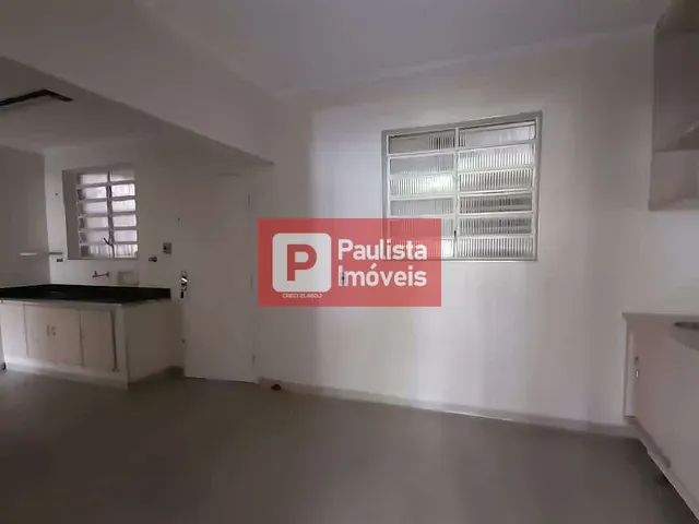 Sobrado com 195m², para alugar, no bairro Vila Clementino em São Paulo