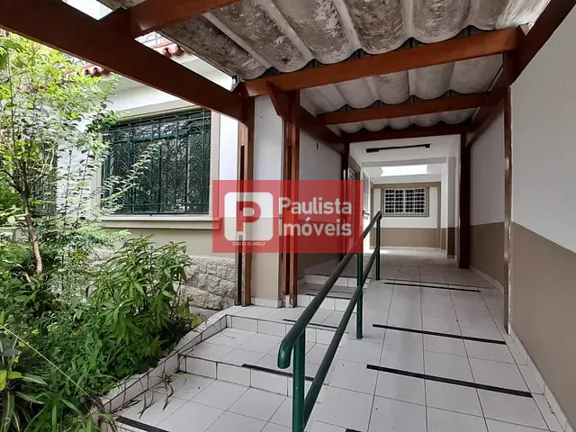 Sobrado com 195m², para alugar, no bairro Vila Clementino em São Paulo