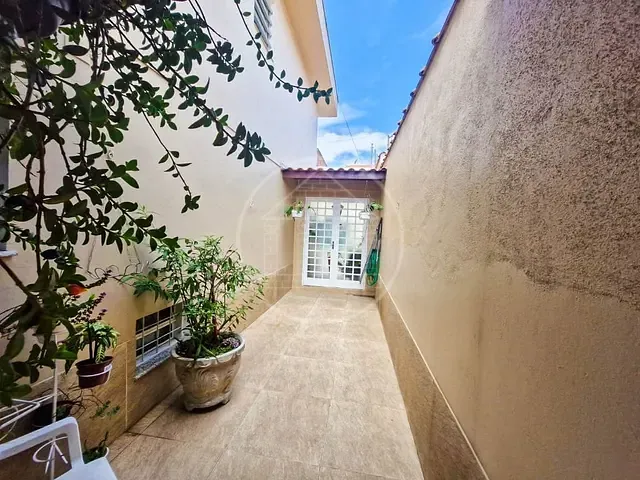 Sobrado com 150m² 3 quartos e 2 banheiros, à venda, no bairro Terceira Divisão de Interlagos em São Paulo