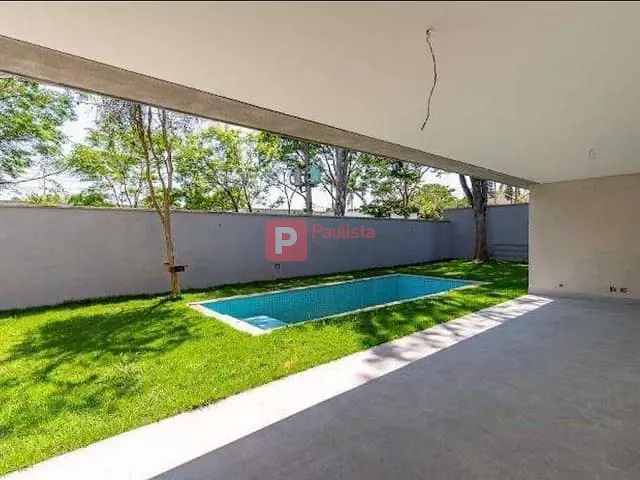 Sobrado com 712m² 4 quartos e 5 banheiros, à venda, no bairro Jardim Cordeiro em São Paulo