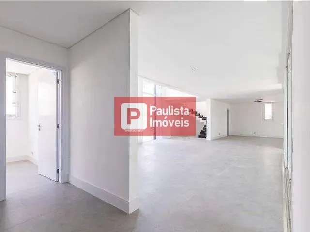 Sobrado com 712m² 4 quartos e 5 banheiros, à venda, no bairro Jardim Cordeiro em São Paulo