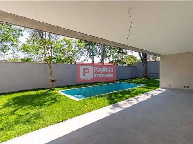 Sobrado com 712m² 4 quartos e 5 banheiros, à venda, no bairro Jardim Cordeiro em São Paulo