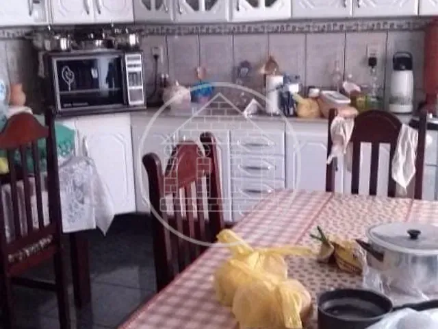 Sobrado com 255m² 3 quartos e 2 banheiros, à venda, no bairro Jardim Beatriz em São Paulo