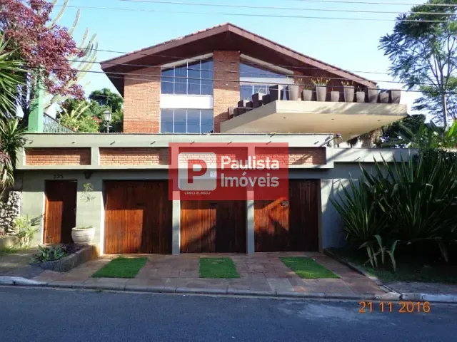 Sobrado com 1200m² 4 quartos e 3 banheiros, à venda, no bairro Interlagos em São Paulo