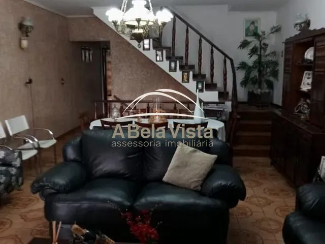 Sobrado com 125m² 3 quartos e 2 banheiros, à venda, no bairro CIPAVA em Osasco